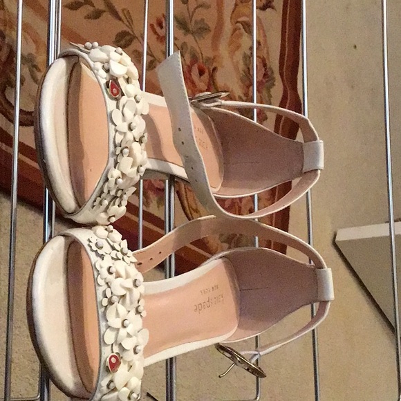 Shoes - Picture 3 of 5